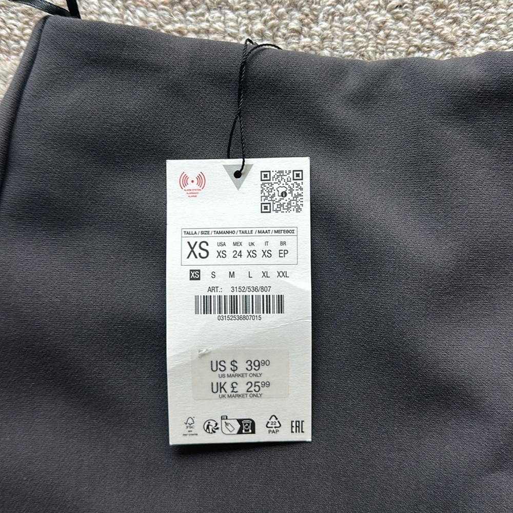 Zara Mini Skort - Picture 2 of 3